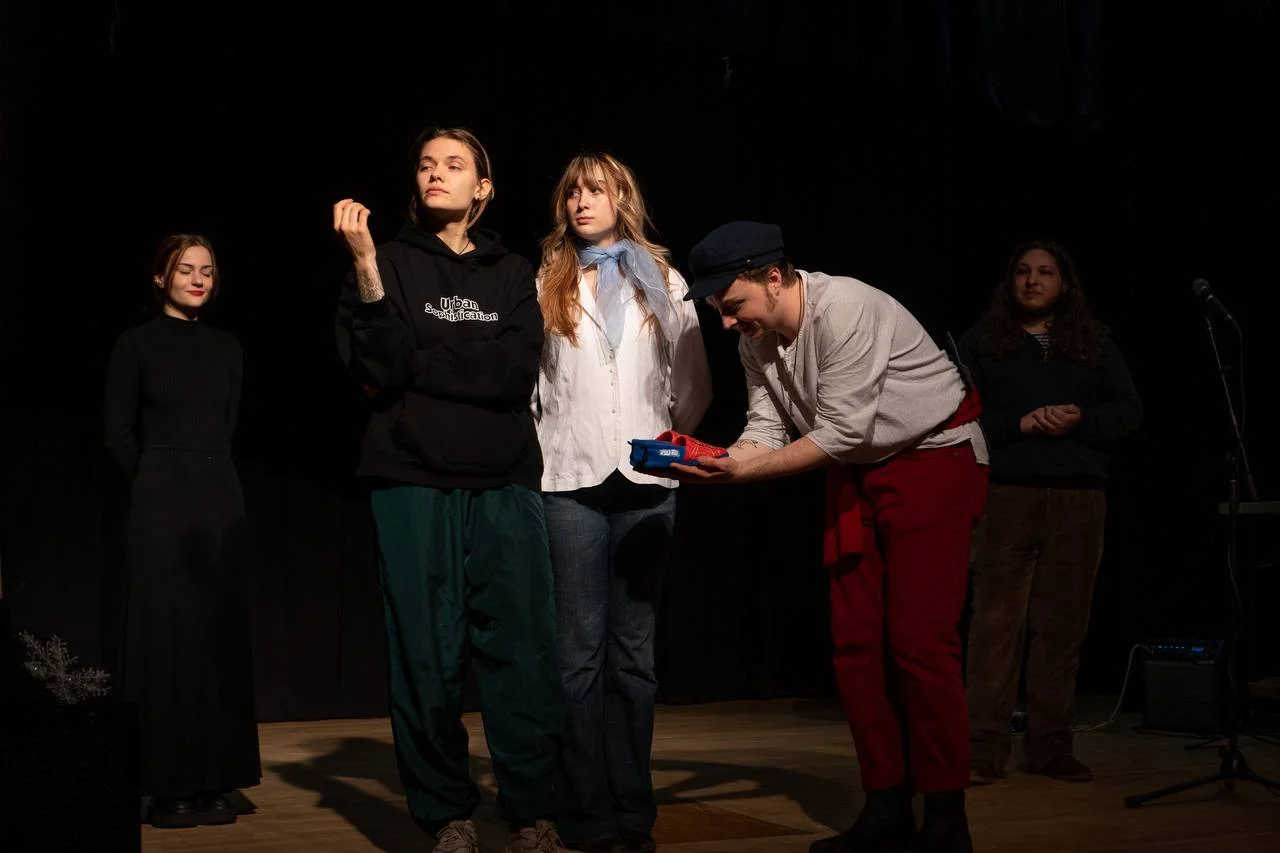 Nikolai facilitating drama and performance workshop